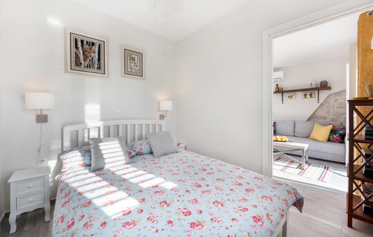 Izabela Apartment With Swimming Pool Babino Polje ภายนอก รูปภาพ