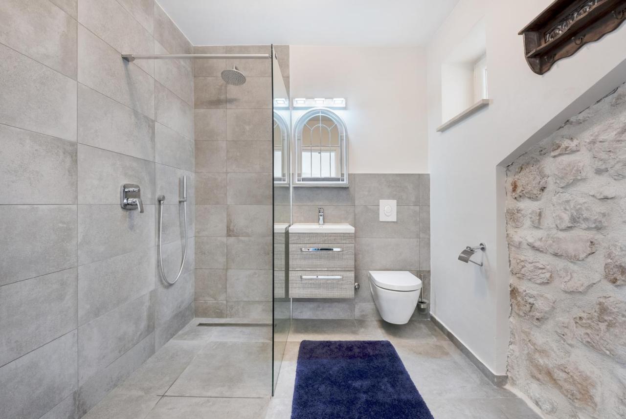 Izabela Apartment With Swimming Pool Babino Polje ภายนอก รูปภาพ